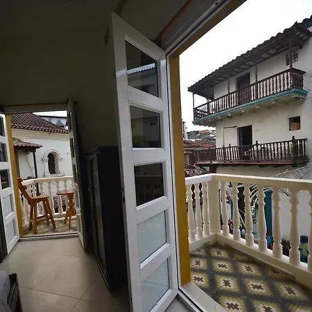 Apartamento Balcones 203 *